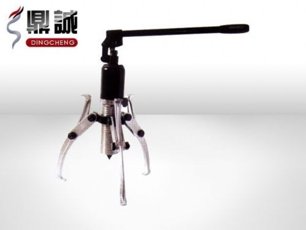 點(diǎn)擊查看詳細(xì)信息<br>標(biāo)題：整體式液壓拉馬 閱讀次數(shù)：5398